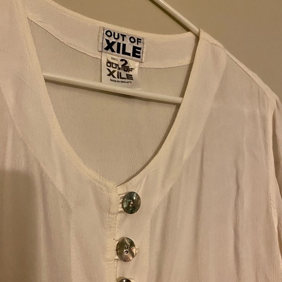 OUT OF XILE WHITE DRESS - Picture 4 of 4